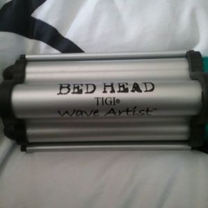 Bed head wave artist hair iron